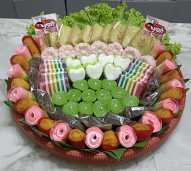 Paketan kue tampah/kue tumpeng