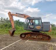 Maintenance Excavator Case CX 130