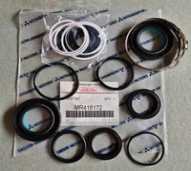 1 SET SEAL RAK STIR BAWAH MITSUBISHI STRADA