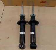 1 PCS SHOCK BREAKER SEPATU KANAN MITSUBISHI TRITON