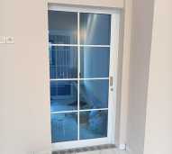 Pintu Frame Kaca