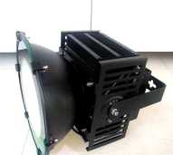 Lampu sorot jalan