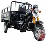 Pemeliharaan 1 unit Roda 3 BH 2078T busi,minyak,piston reng, cleaner, fulset prefak kopling,sel idep, statar,kampas kopling,prepak deksel,blok karet deksel soket, kiprok,CDI,baut zus,set engkol,ganti oli,prepak mahnet,air radiator,baut", rumah+skring